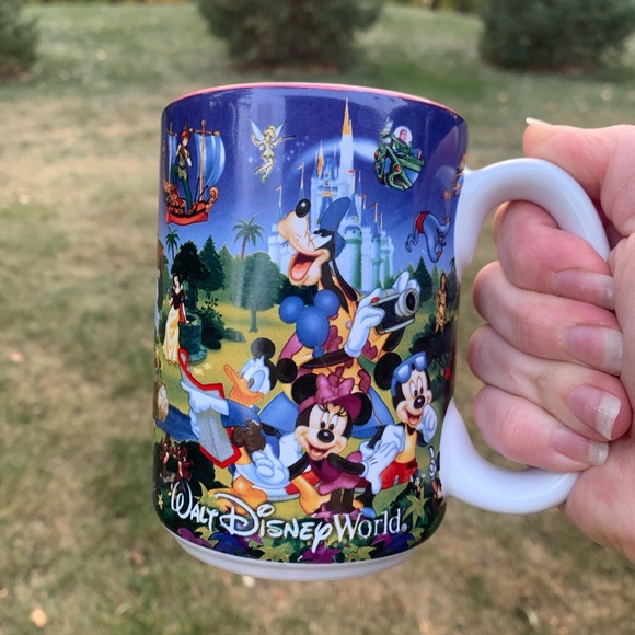 Disney Other - Disney ‘MOM’ Mug 🎉